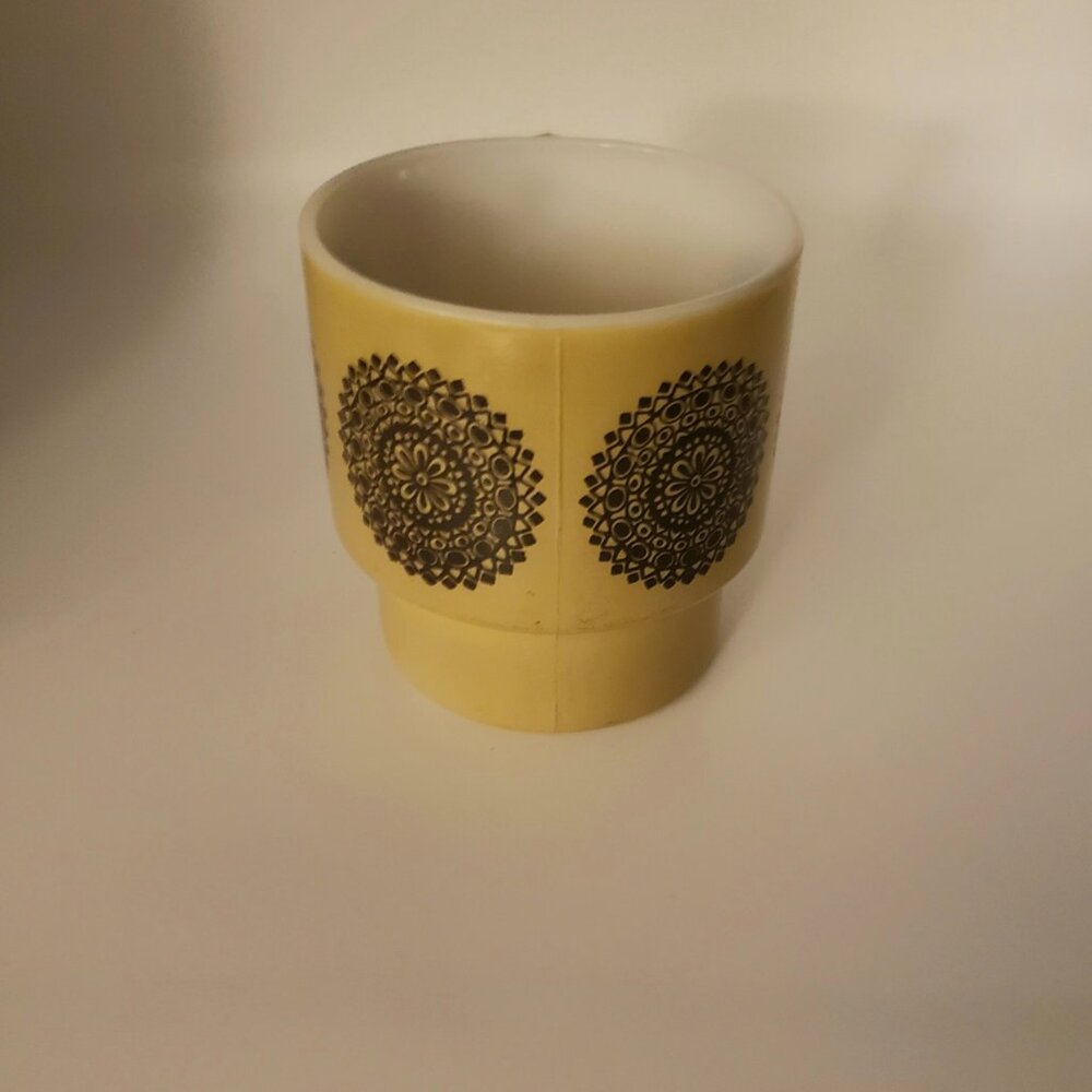 4/$20 Vintage Mandala Coffee Mug Milk Glass Teacup Medallion 1970s Gold Brown - Picture 2 of 9